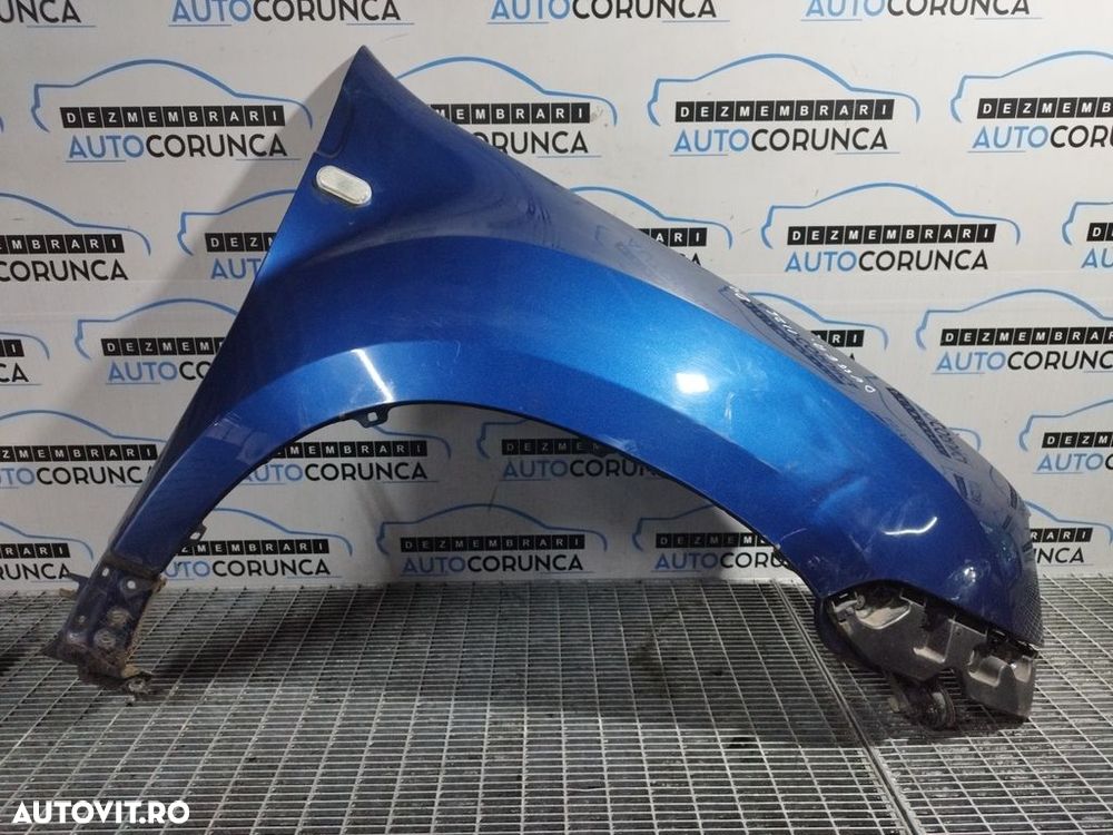 Aripa Dreapta Fata Dacia Duster 2010 - 2013 4 Usi ALBASTRU (1126) CU DEFECTE - 1