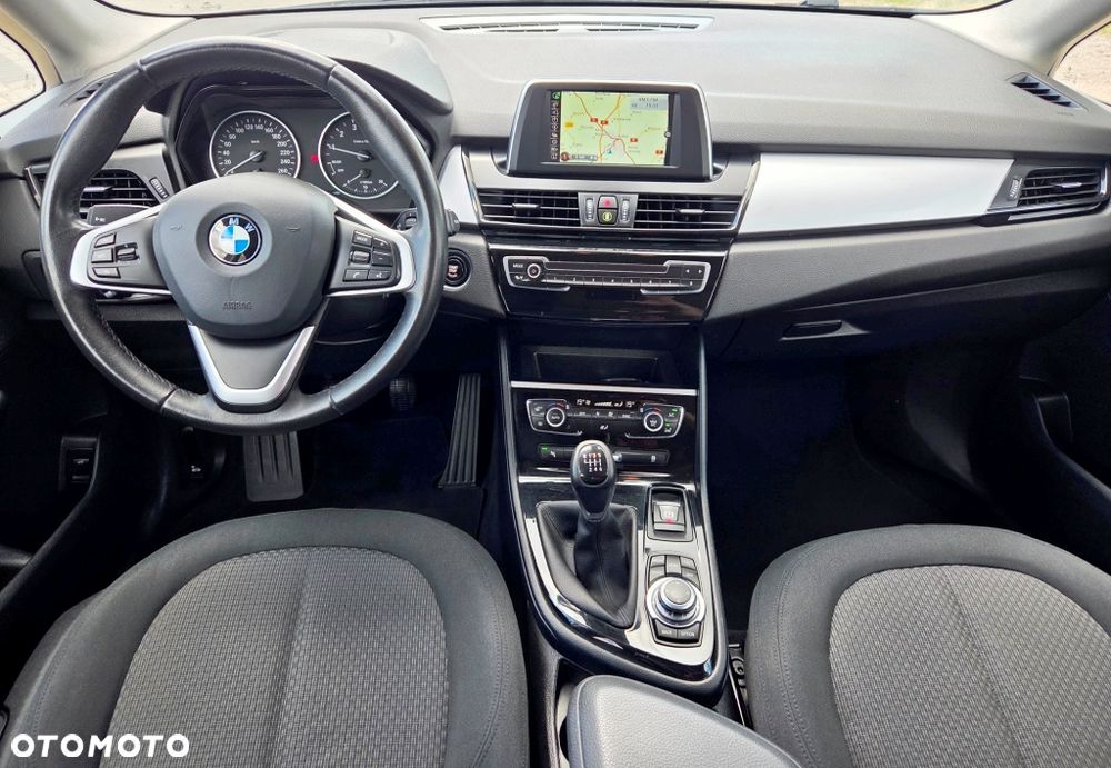 BMW Seria 2 218i Luxury Line - 34