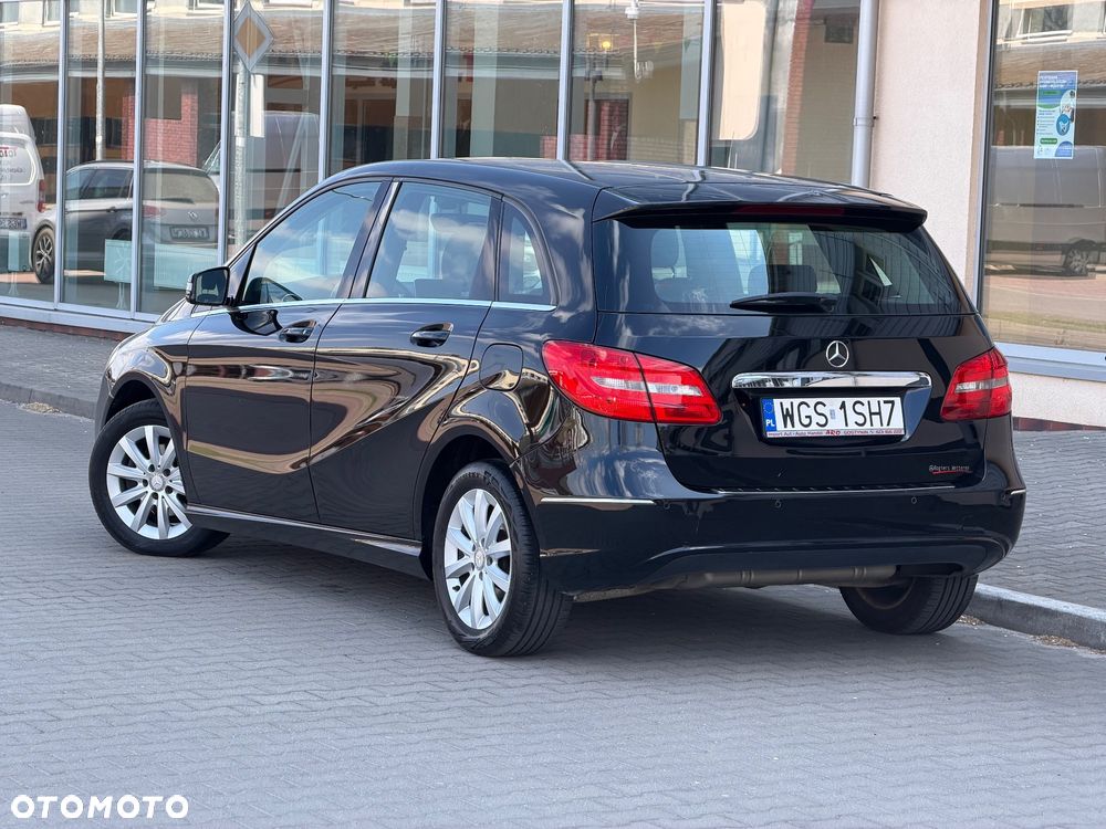 Mercedes-Benz Klasa B 180 d BlueEFFICIENCY Edition - 4