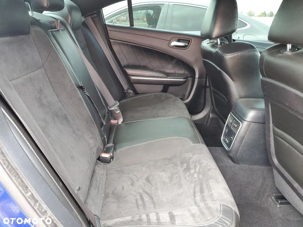 Dodge Charger 5.7 R/T - 10