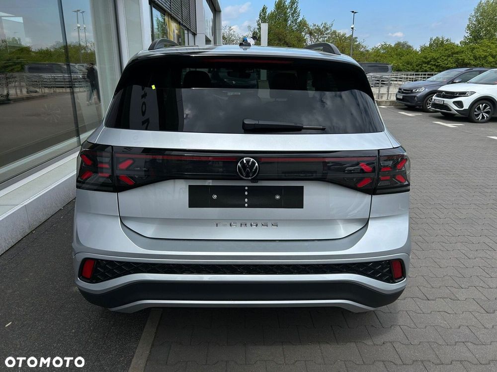 Volkswagen T-Cross - 11