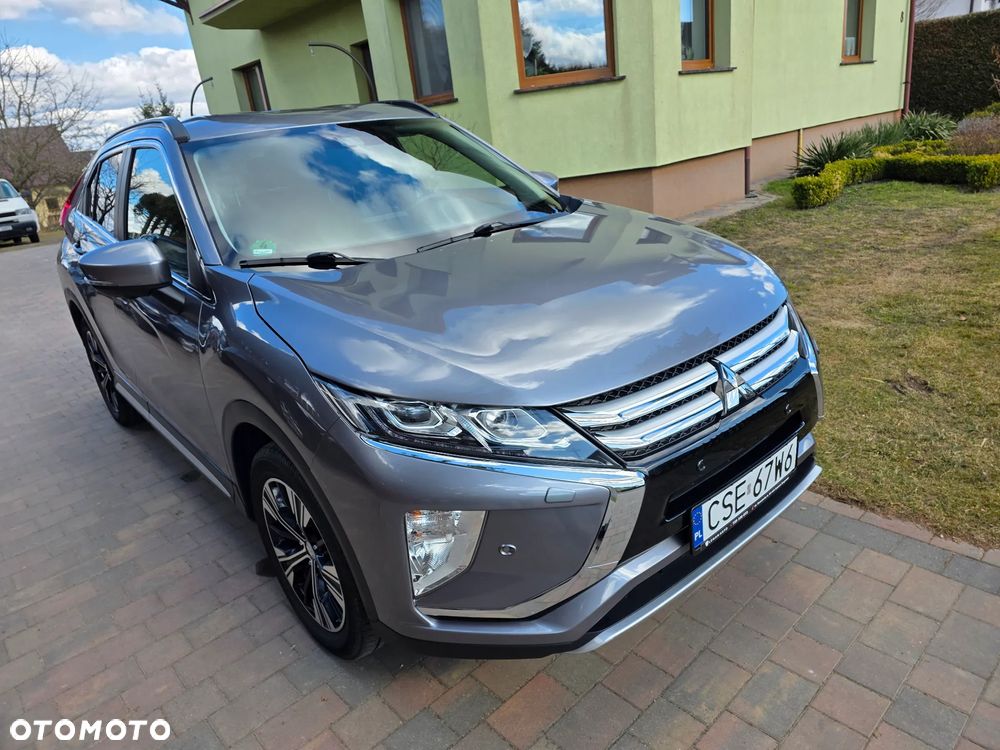 Mitsubishi Eclipse Cross 1.5 T Invite Plus - 1