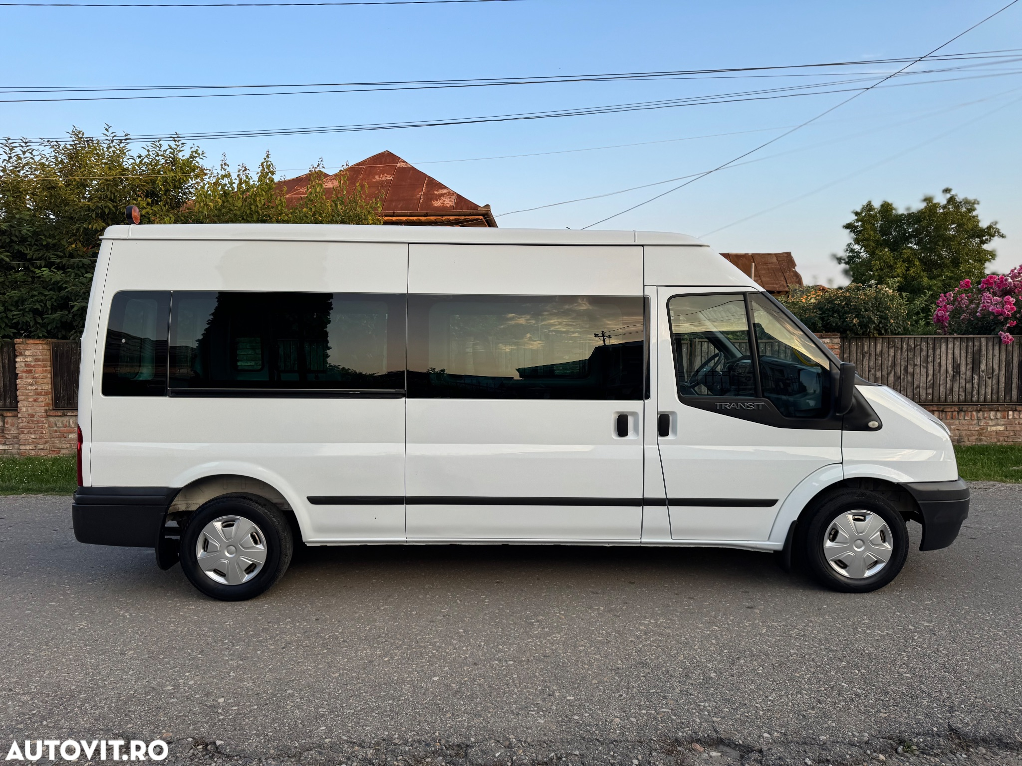 Ford Transit 300 K TDCi Pkw VA Trend - 18