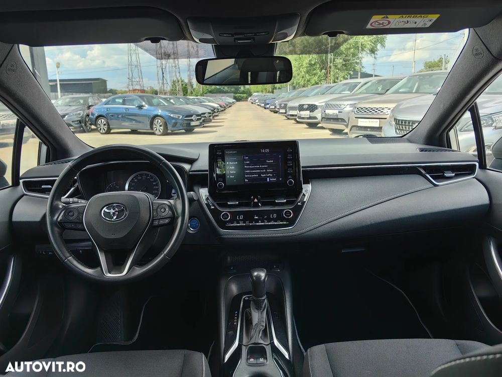 Toyota Corolla 1.8 Business Edition - 6