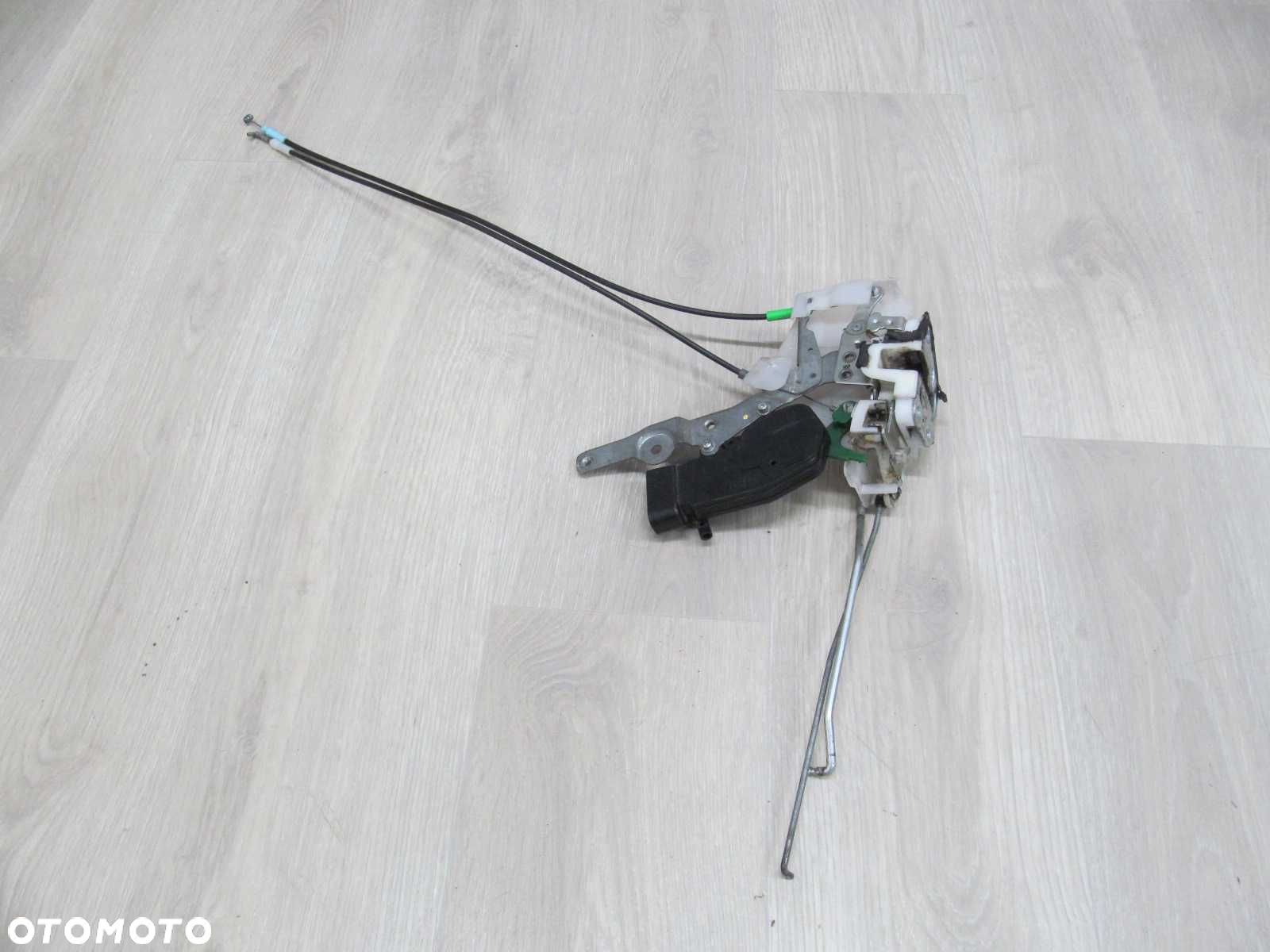 ISUZU N35 N NPR L GRAFTER ZAMEK DRZWI PRAWY 07-18 - 1