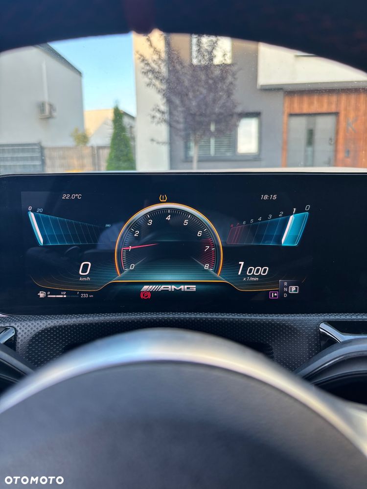 Mercedes-Benz CLA - 15