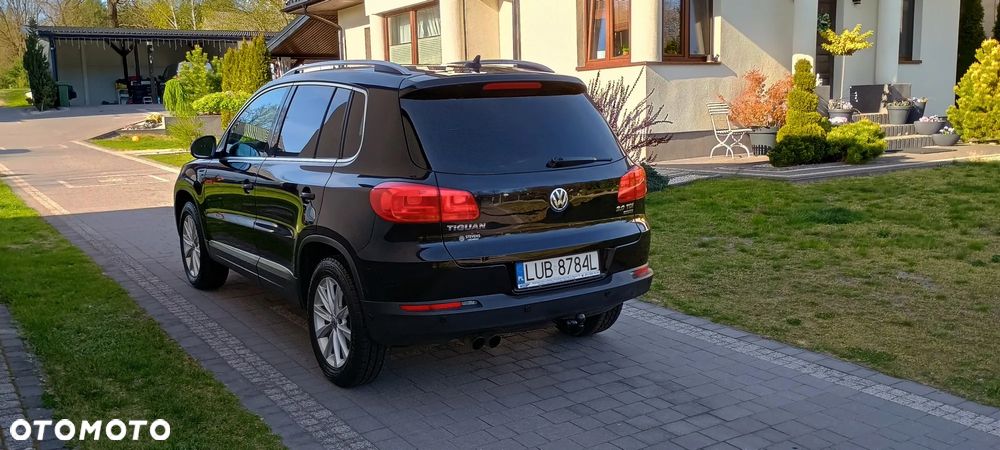 Volkswagen Tiguan 2.0 TDI DPF 4Motion BlueMotion Technology DSG Sport & Style - 4