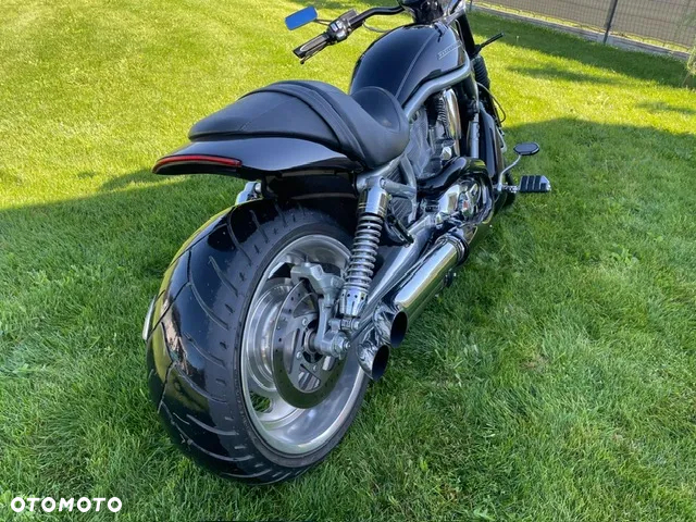 Harley-Davidson V-Rod Street Rod - 11