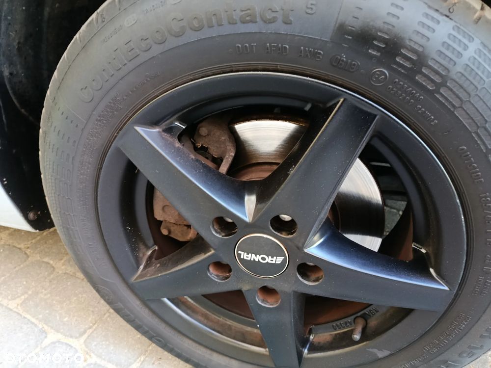 Hyundai i30 1.4 Blue Comfort - 18