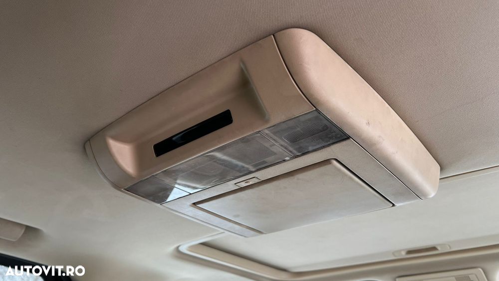 Cadillac Escalade - 14