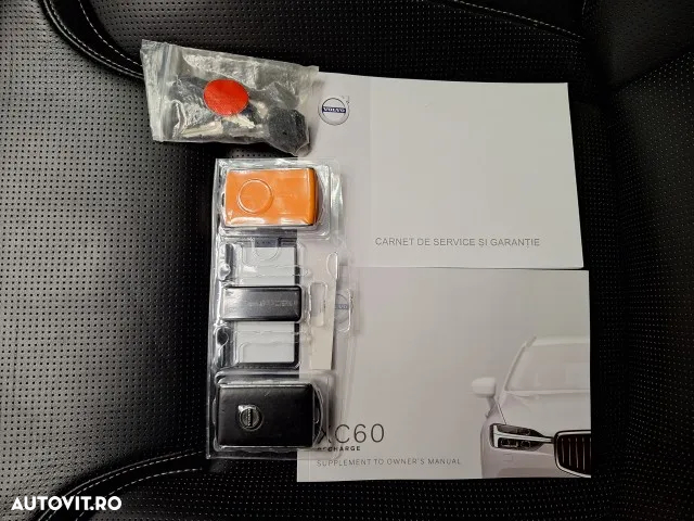 Volvo XC 60 Recharge T8 Twin Engine eAWD R-Design - 8