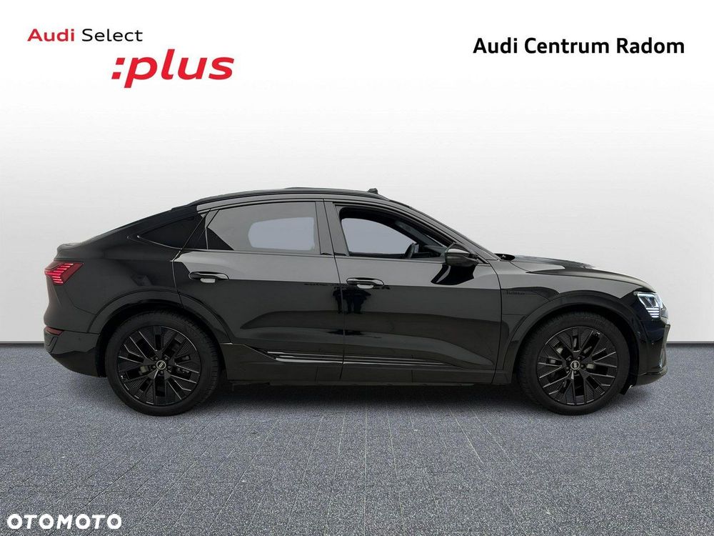 Audi Q8 Sportback e-tron - 6