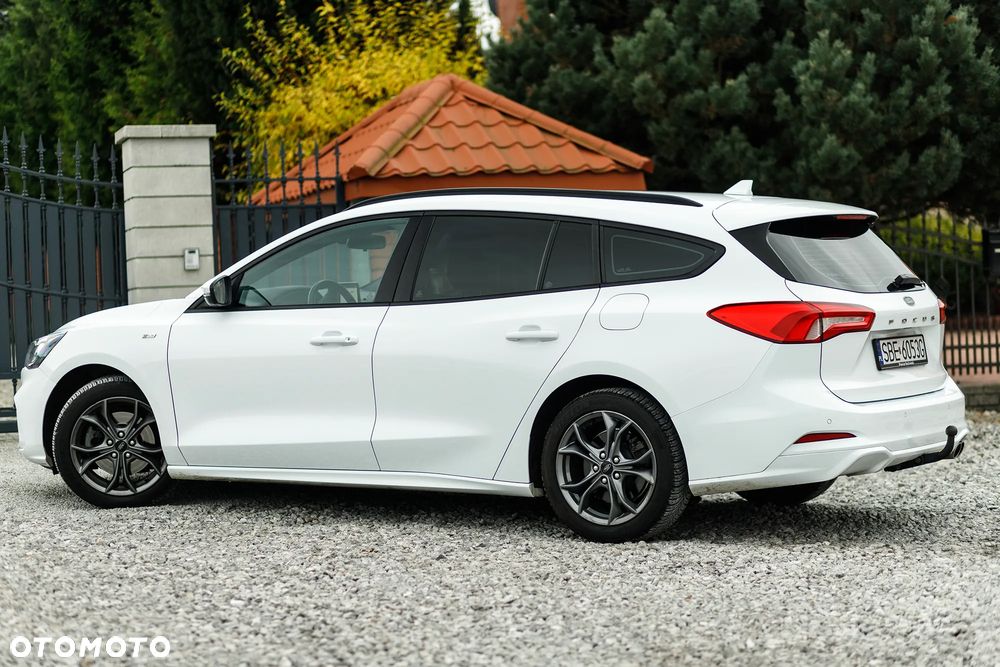 Ford Focus SW 1.5 EcoBlue S&S ST-LINE X - 21