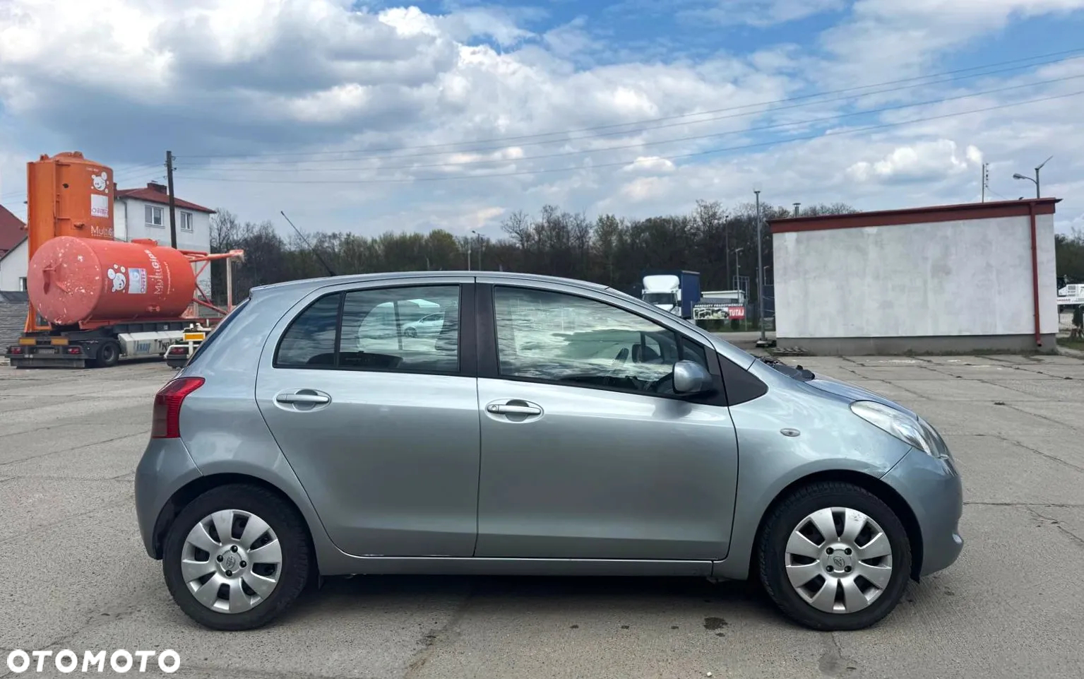 Toyota Yaris 1.3 Luna - 27
