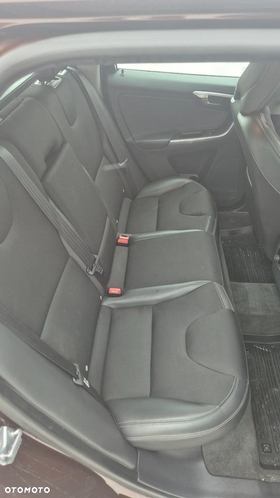 Volvo XC 60 - 11