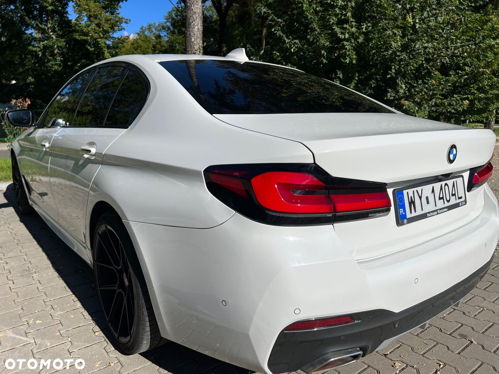 BMW Seria 5 520d xDrive M Sport sport - 22