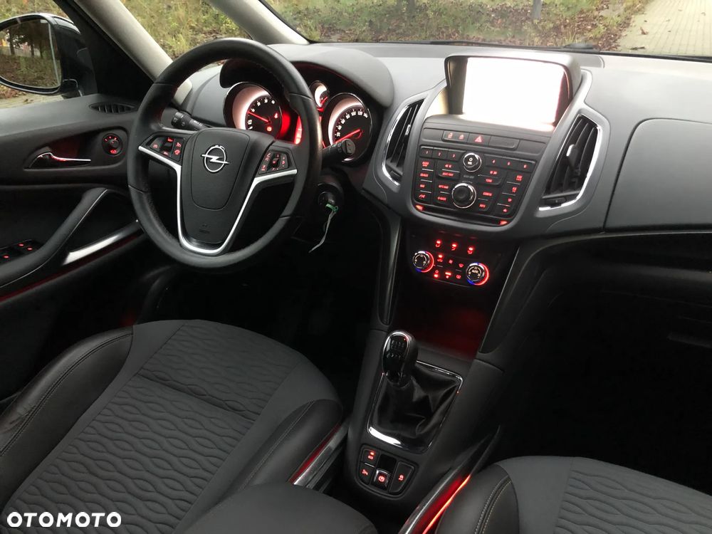 Opel Zafira Tourer 1.4 Turbo Active - 12