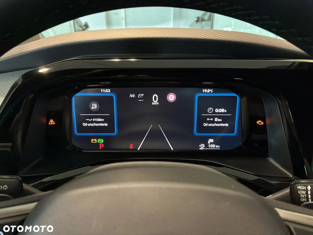 Volkswagen Multivan - 25