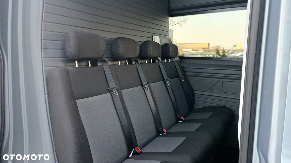 Volkswagen Crafter Brygadówka - 4