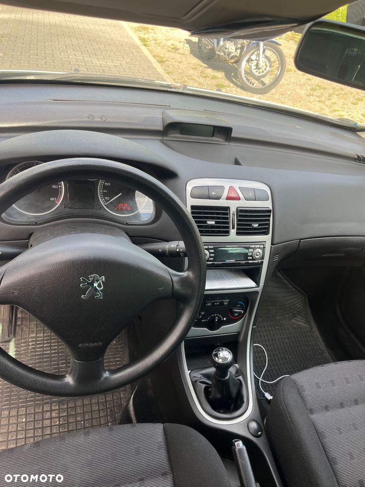 Peugeot 307 1.6 HDi - 8