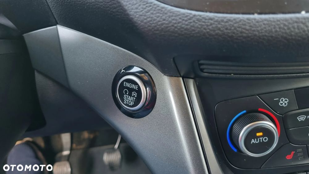 Ford Kuga 2.0 TDCi 2x4 Cool & Connect - 39