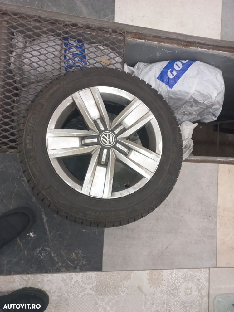 Volkswagen Caravelle - 9