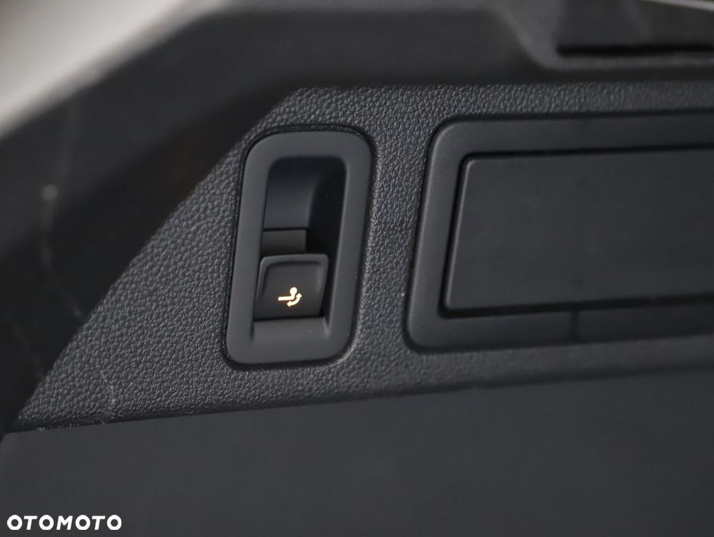 Volkswagen Tiguan - 23