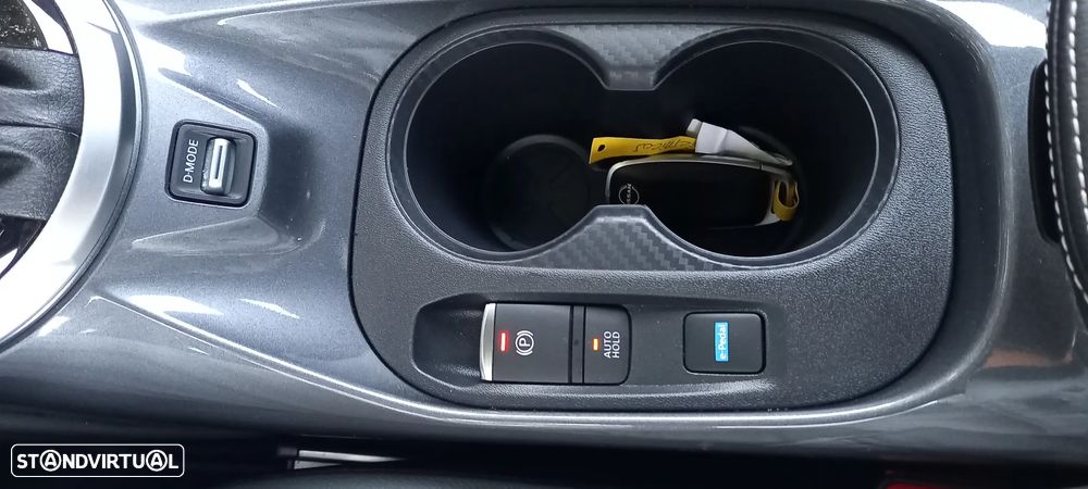 Nissan Juke 1.6 Hybrid N-Design Black - 15