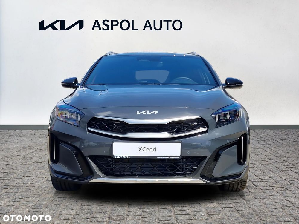Kia XCeed - 8