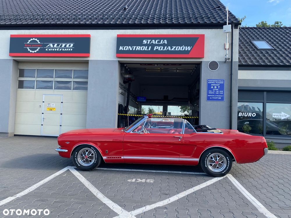 Ford Mustang - 14