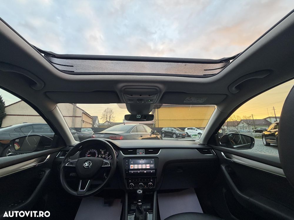 Skoda Octavia Combi Diesel 1.6 TDI DSG Style - 10