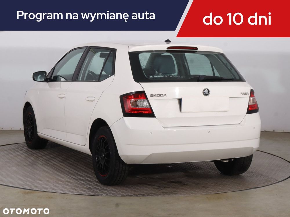 Skoda Fabia - 6