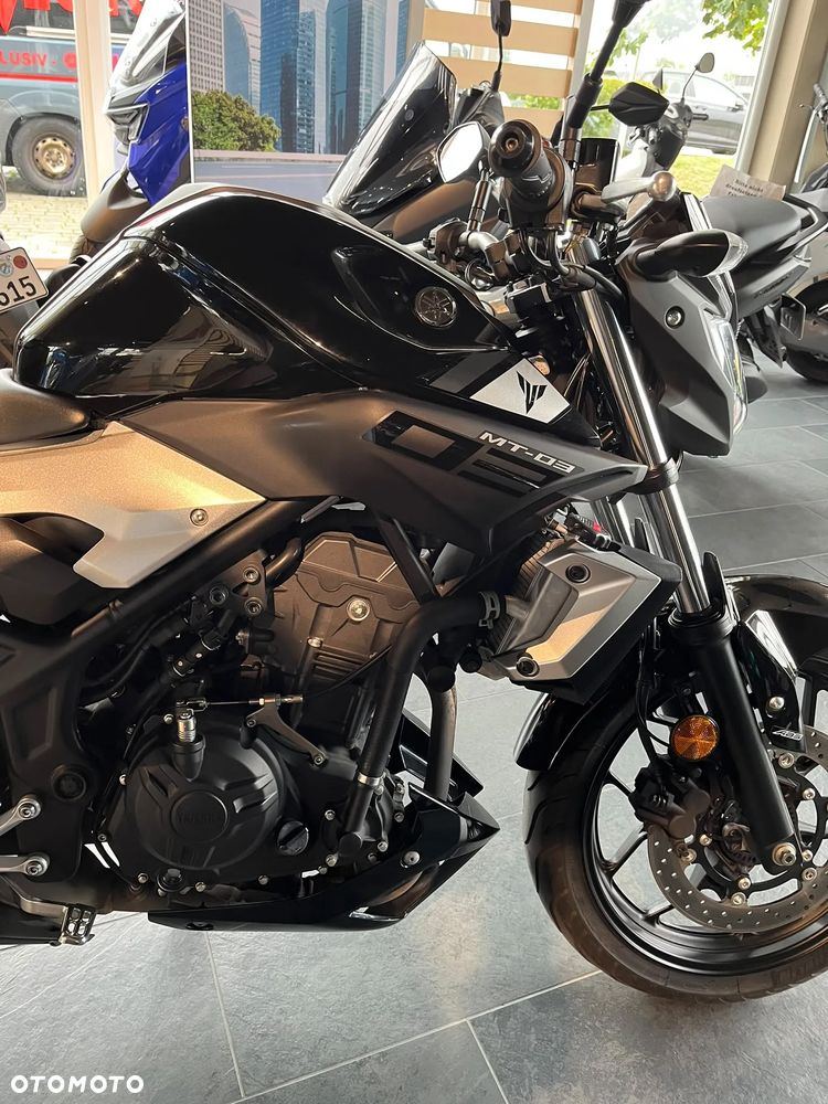 Yamaha MT - 4