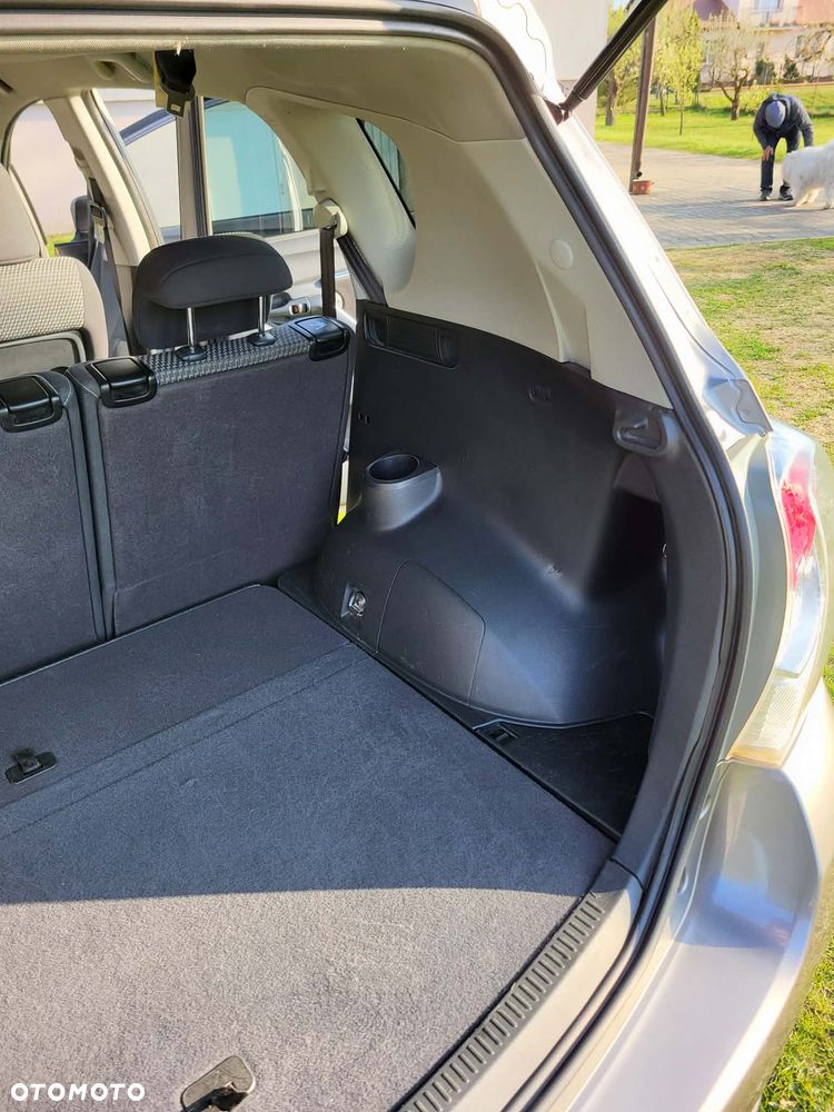 Toyota Verso 2.0 D-4D 5-Sitzer Executive - 25