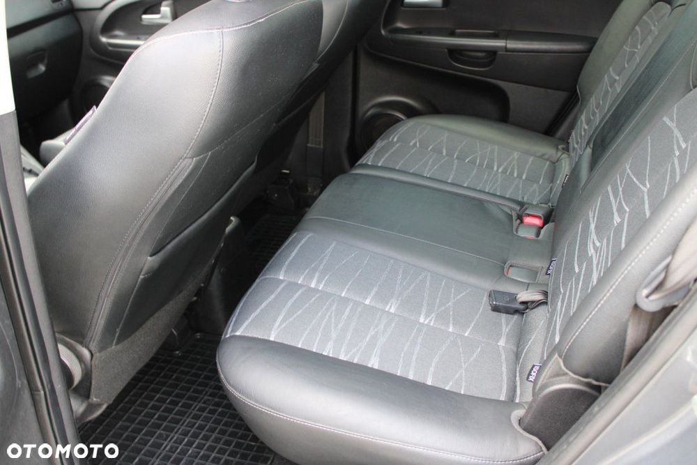 Kia Venga - 21