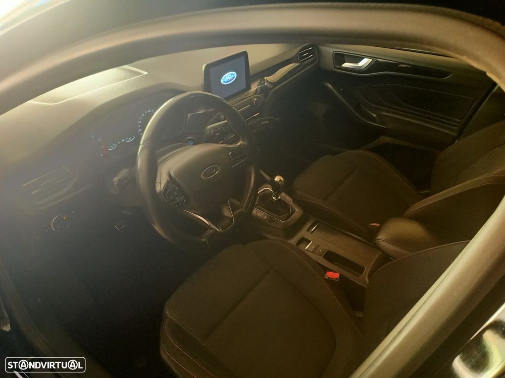 Ford Focus 1.0 EcoBoost ST-Line - 3