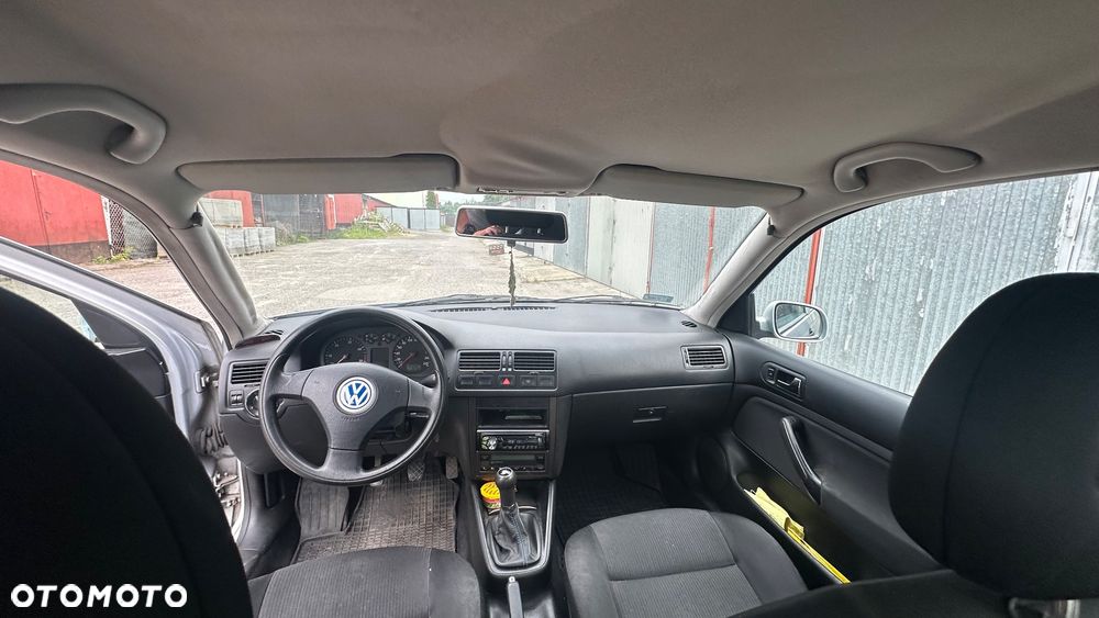 Volkswagen Bora 1.9 SDI - 11