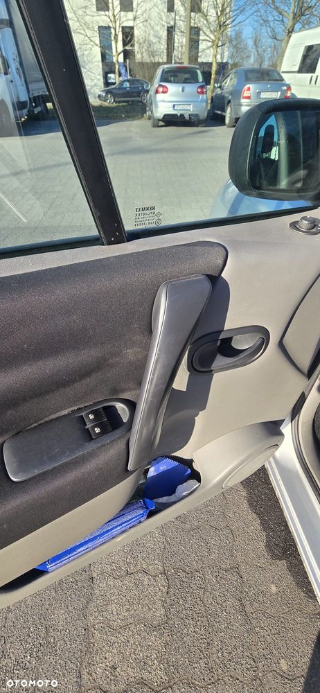 Renault Scenic - 8