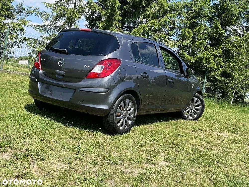Opel Corsa - 4