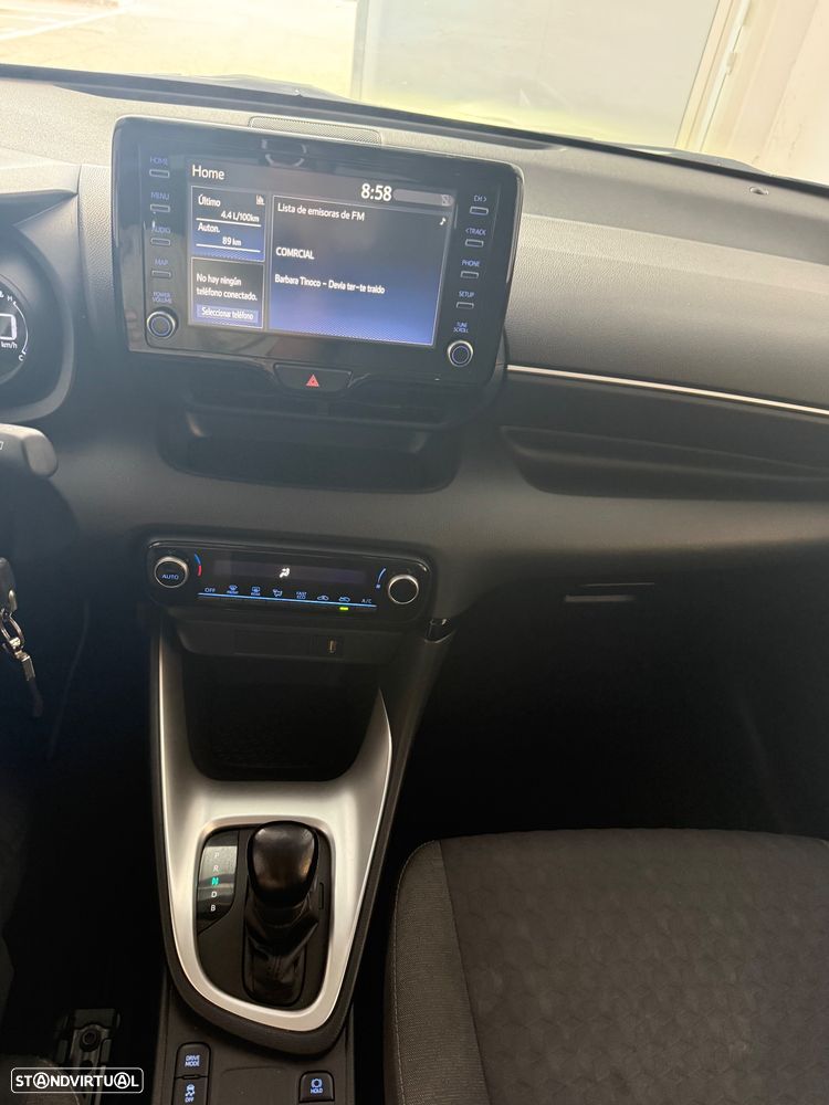 Toyota Yaris - 8