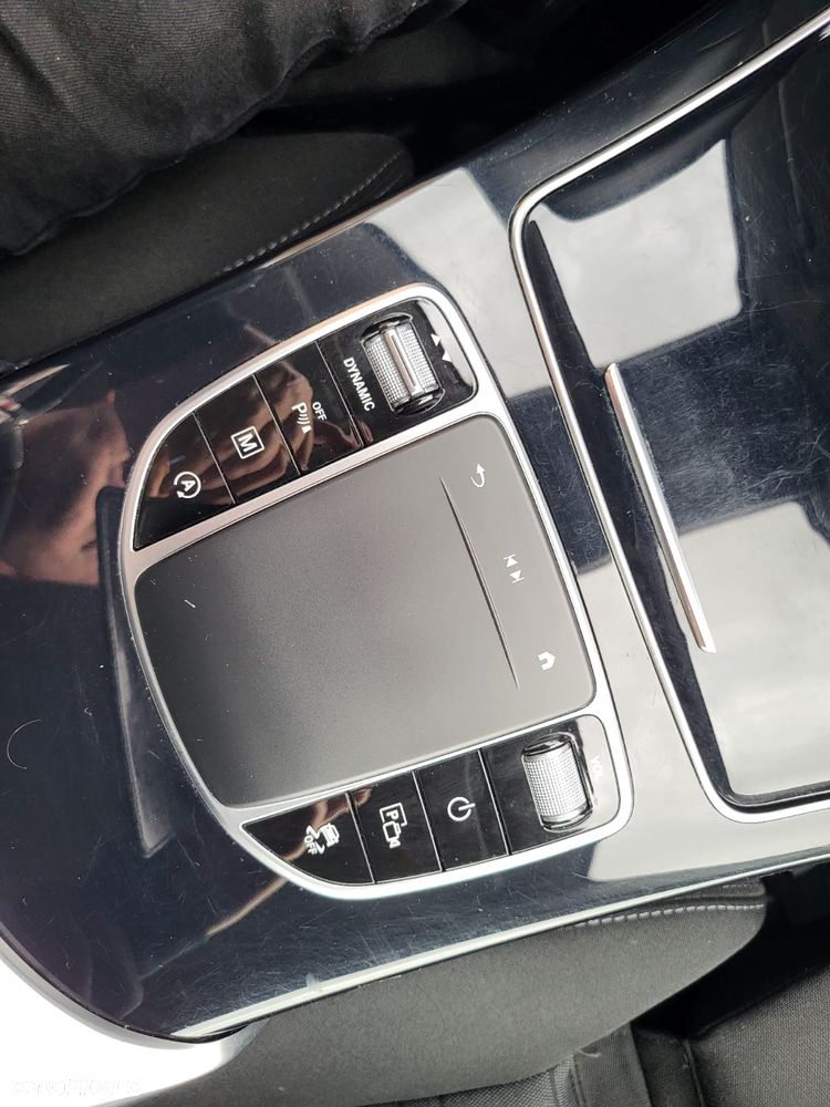 Mercedes-Benz GLC 220 d 4Matic 9G-TRONIC Exclusive - 25