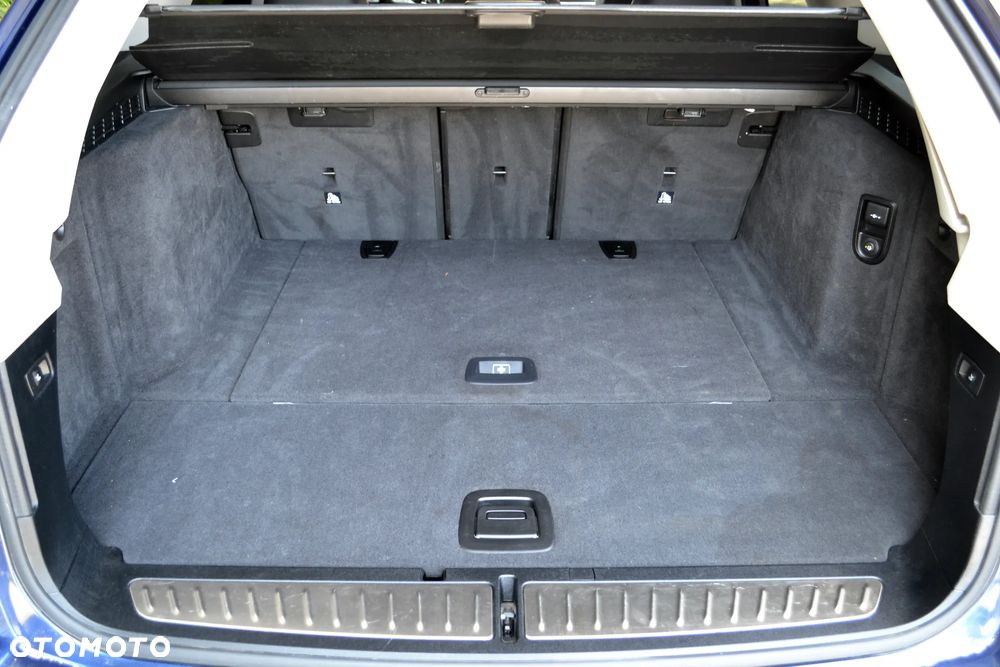 BMW Seria 5 - 29