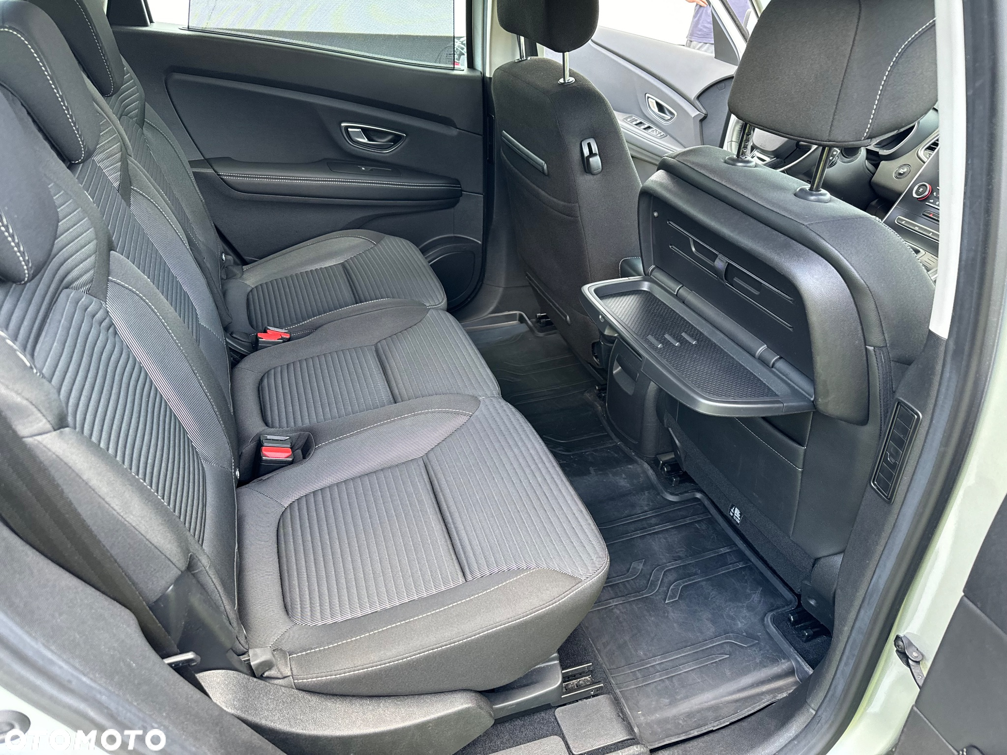Renault Grand Scenic BLUE dCi 120 LIMITED - 35