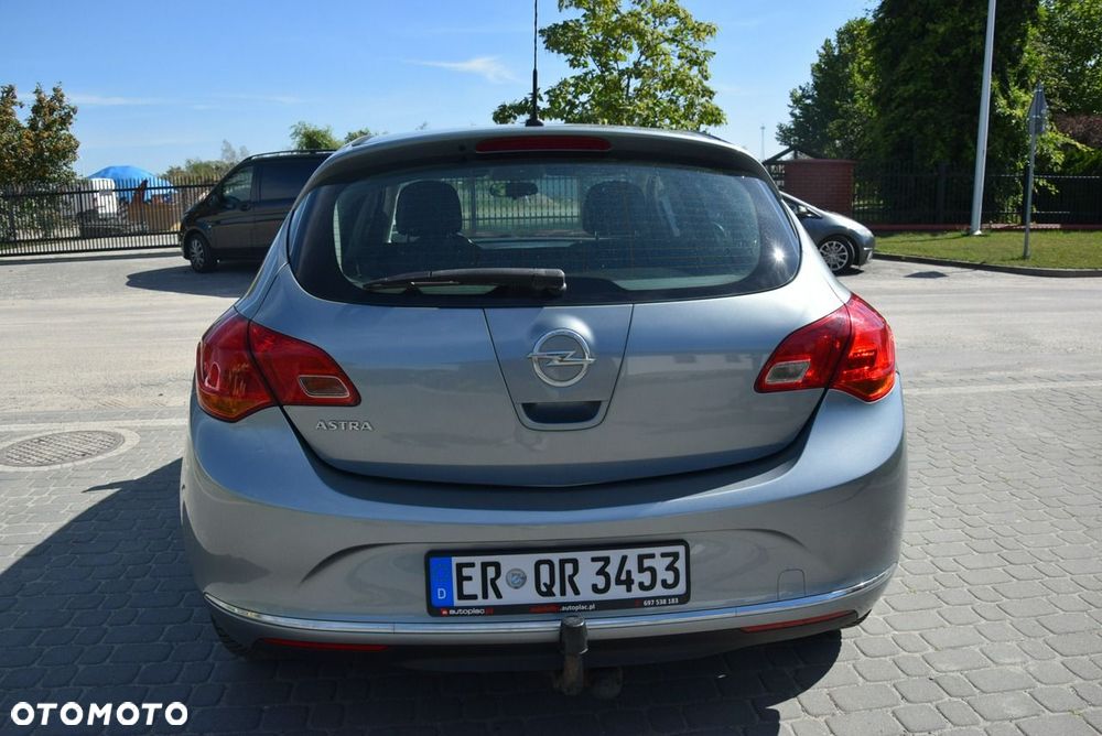 Opel Astra 1.6 Active EU6 - 11