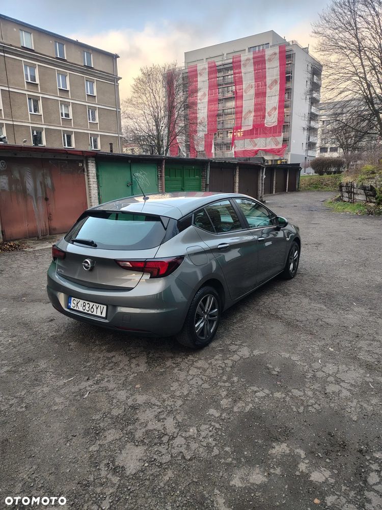 Opel Astra 1.2 T Edition S&S - 4