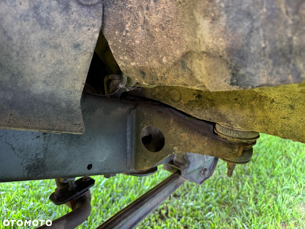 Toyota Land Cruiser HDJ80 - 27