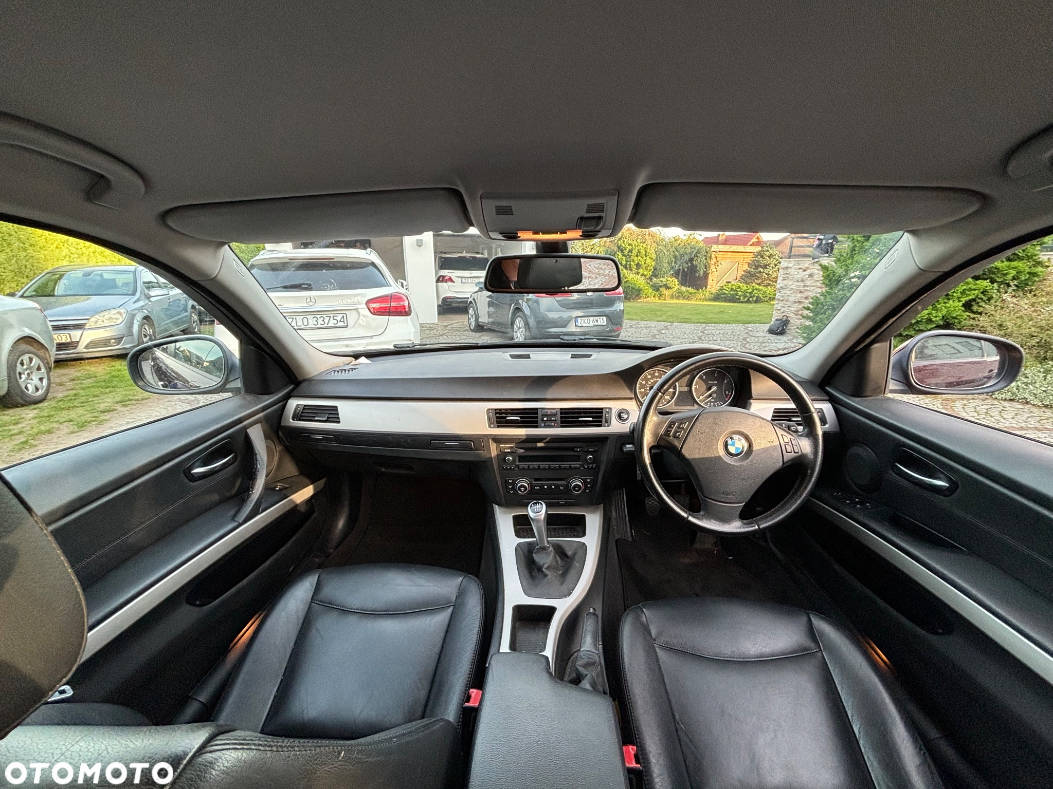 BMW Seria 3 320d DPF Touring - 14