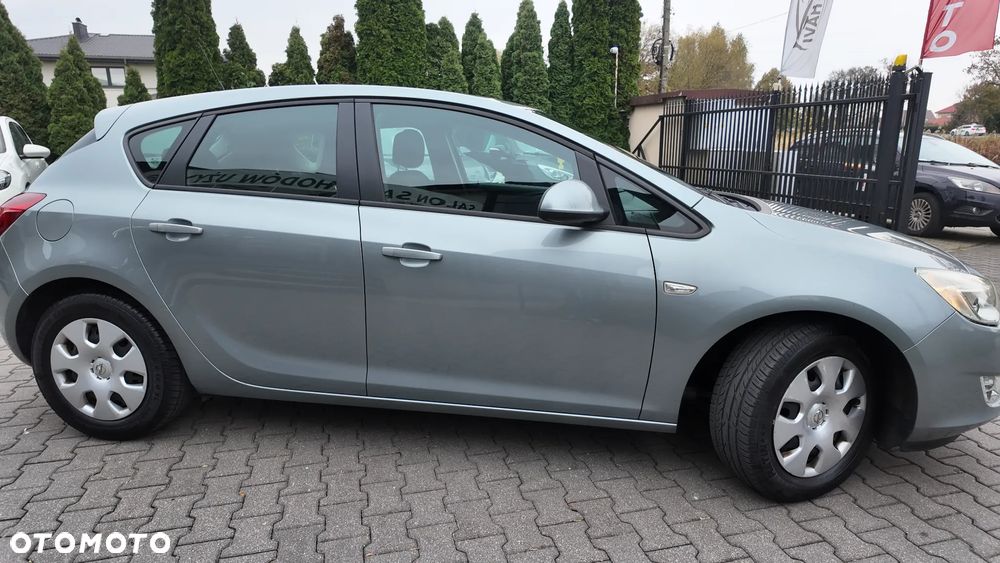 Opel Astra III 1.7 CDTI - 10
