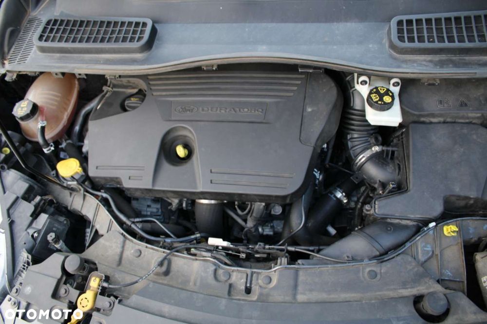 Ford Kuga - 39