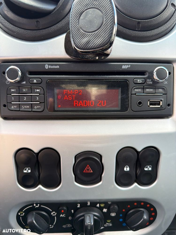 DACIA Sandero 2012 — imagine 8